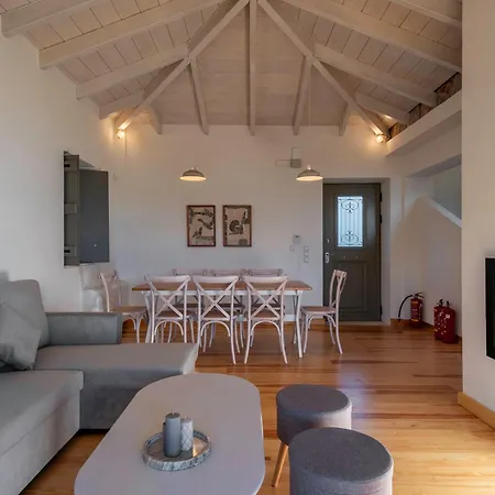 Villa Dio Escapes Poúlithra