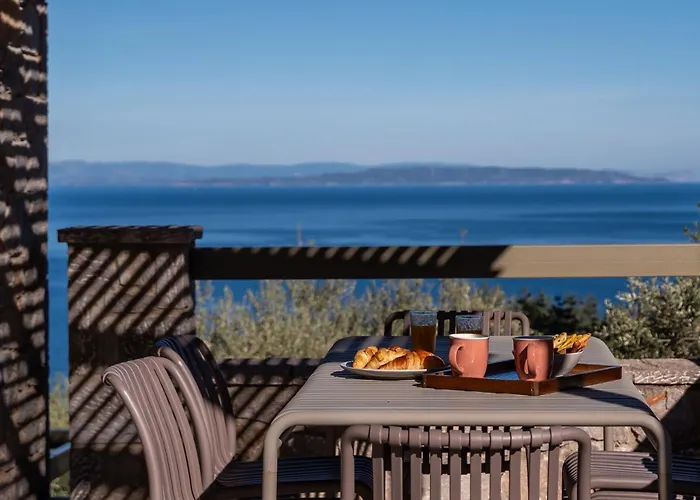 别墅 Dio Escapes Poúlithra