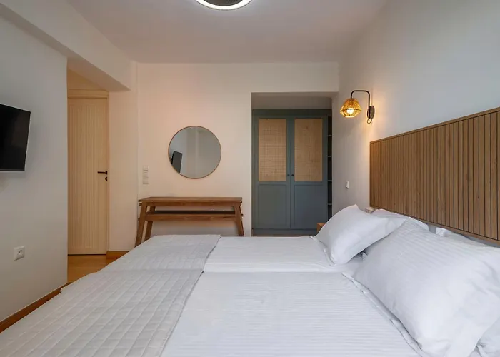 Dio Escapes * Poúlithra